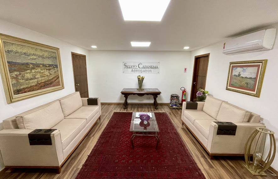 Sala de espera do escritório Sylvio Capanema Advogados